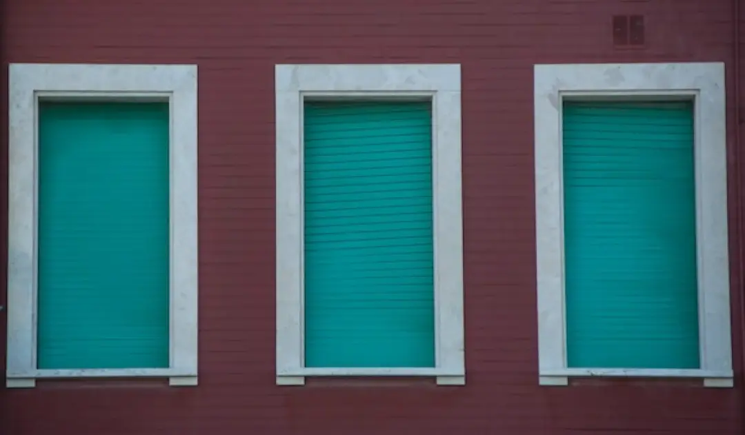 Window Shutters - Light Control on Energy Consumption